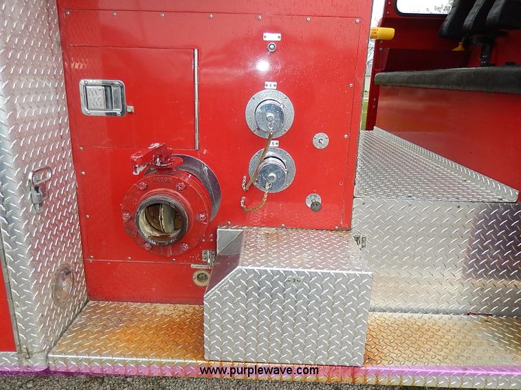 image for item I3691 1979 Ford C900-23038 Seagrave fire truck