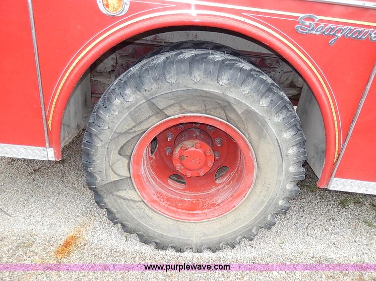 image for item I3691 1979 Ford C900-23038 Seagrave fire truck