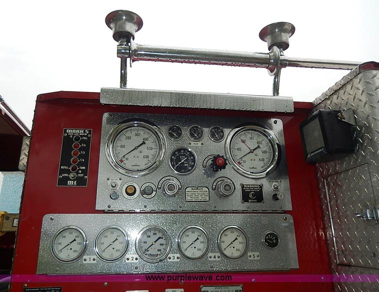 image for item I3691 1979 Ford C900-23038 Seagrave fire truck