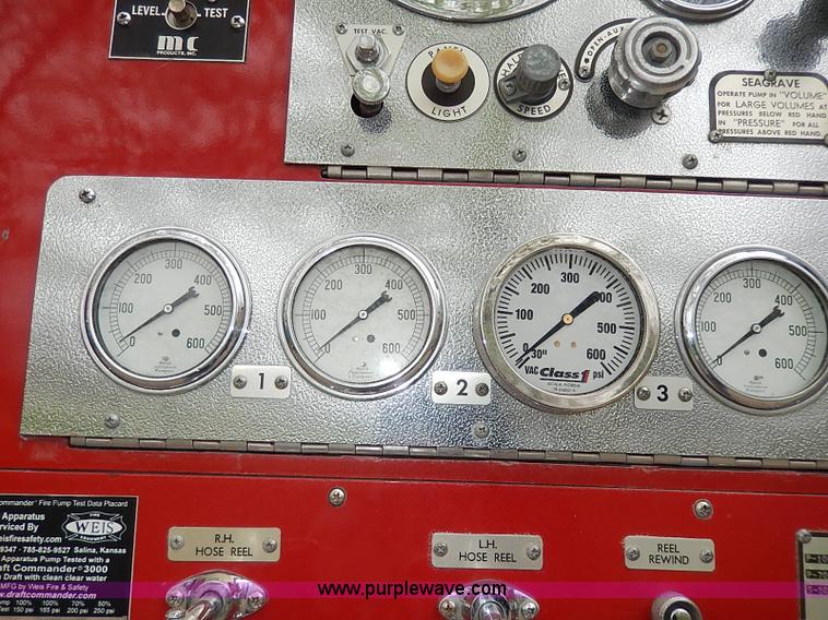 image for item I3691 1979 Ford C900-23038 Seagrave fire truck