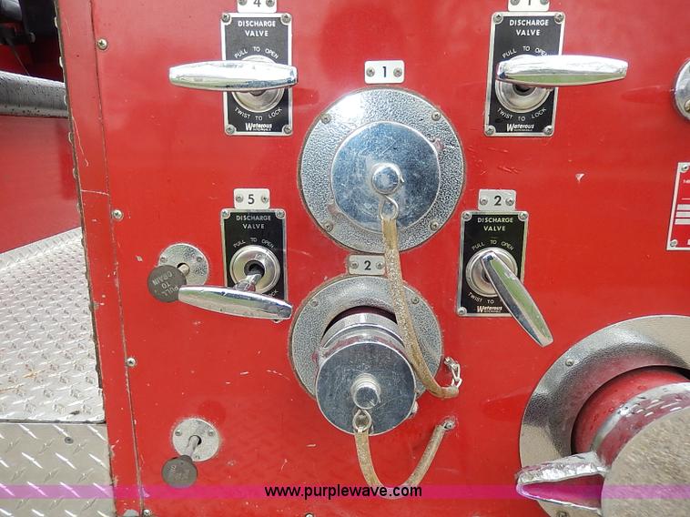 image for item I3691 1979 Ford C900-23038 Seagrave fire truck