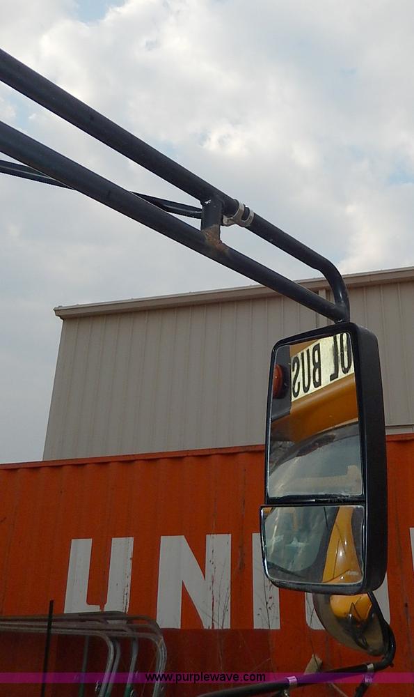 image for item I3697 2005 GMC Savana G3500 school bus