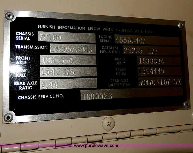 image for item I3698 1998 Blue Bird TC2000 school bus