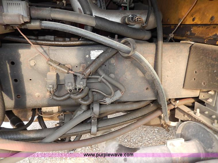 image for item I3698 1998 Blue Bird TC2000 school bus