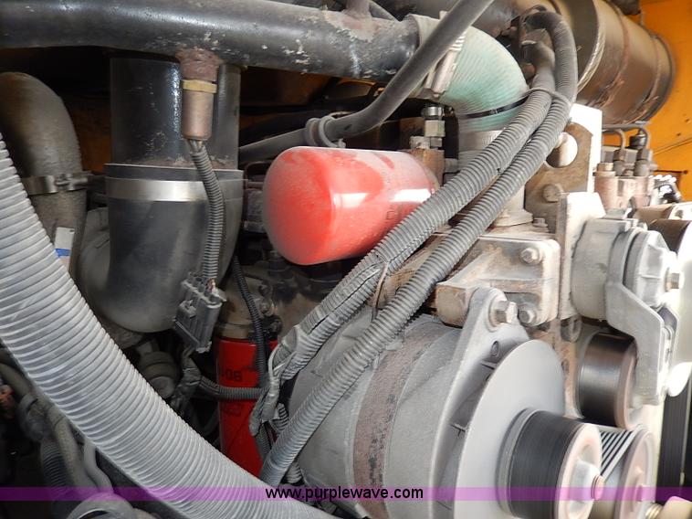 image for item I3698 1998 Blue Bird TC2000 school bus