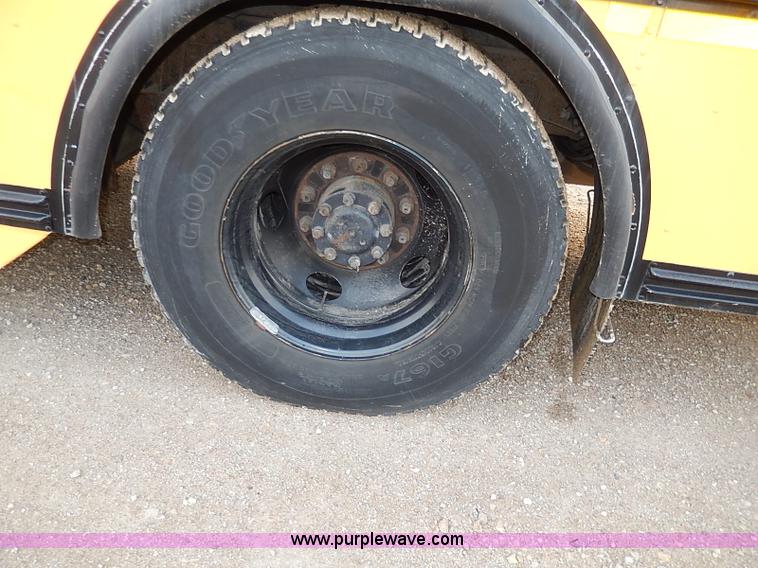 image for item I3698 1998 Blue Bird TC2000 school bus