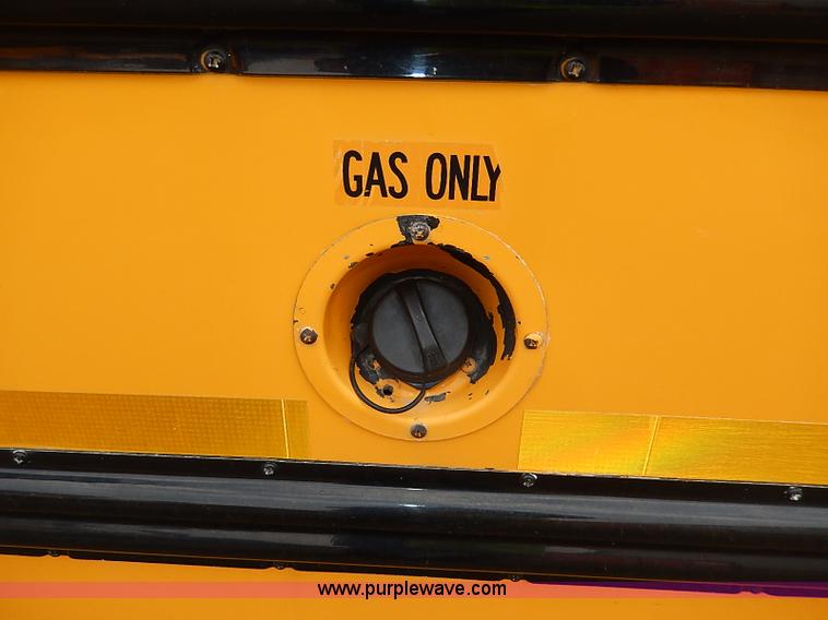 image for item I3700 2002 GMC Savana G3500 Thomas school bus