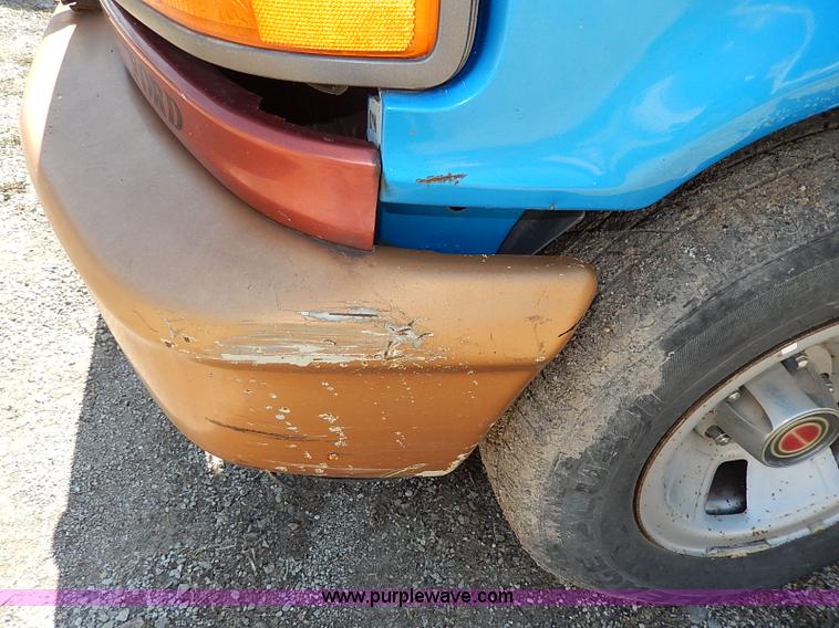 image for item I3705 1994 Ford F150 XL utility truck