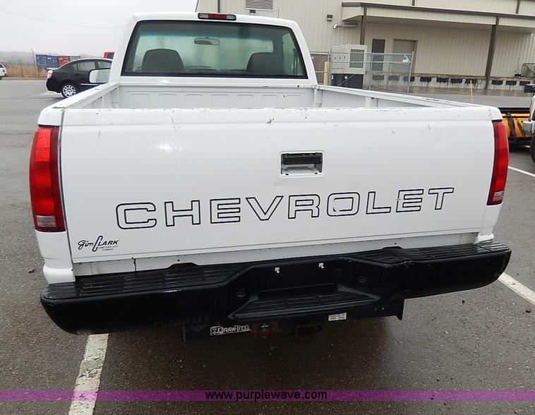 image for item I3710 1998 Chevrolet Cheyenne 1500 pickup truck