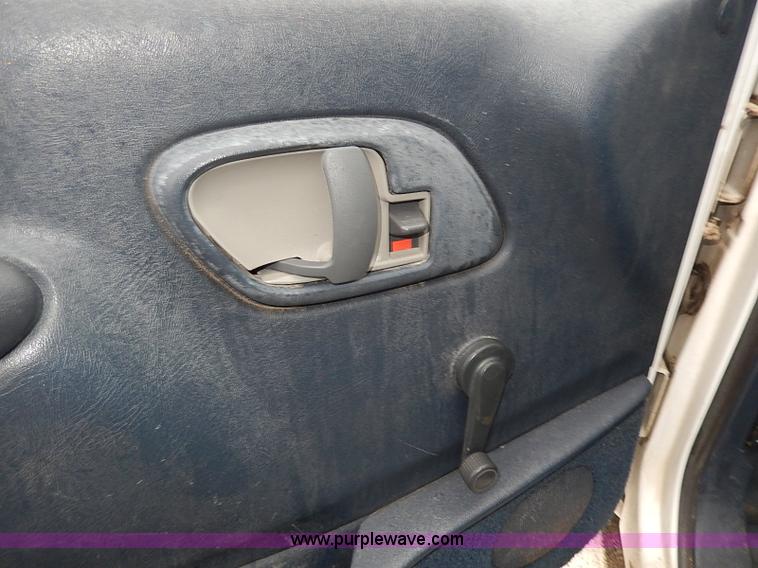 image for item I3710 1998 Chevrolet Cheyenne 1500 pickup truck