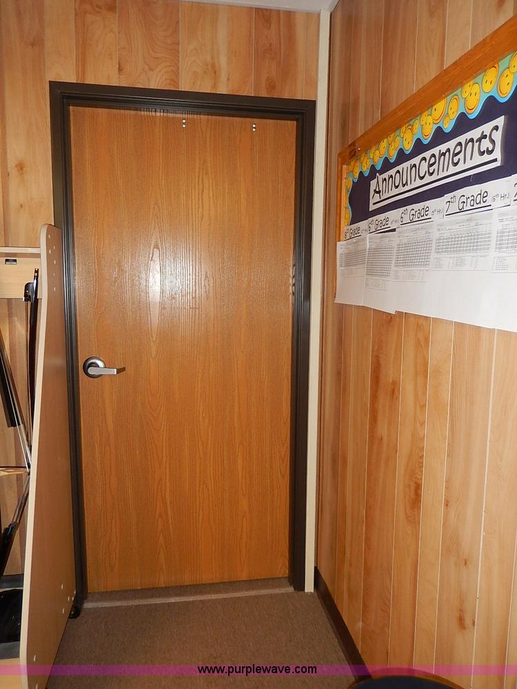 image for item I3711 Portable classroom building