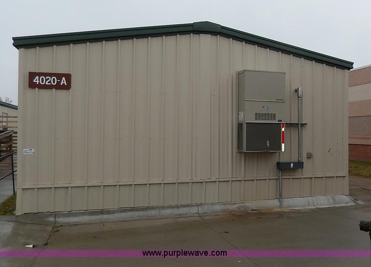 image for item I3712 Portable classroom building