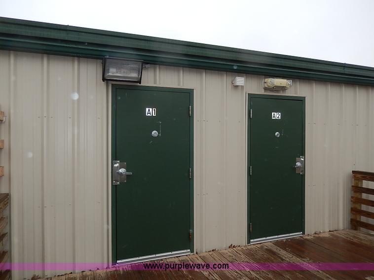 image for item I3712 Portable classroom building