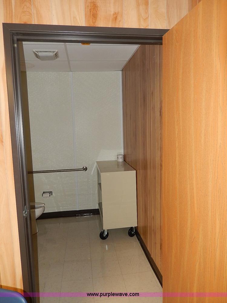 image for item I3712 Portable classroom building