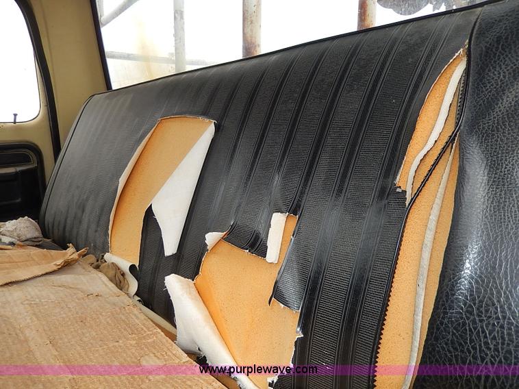 image for item I3720 1974 Ford F600 drill rig truck