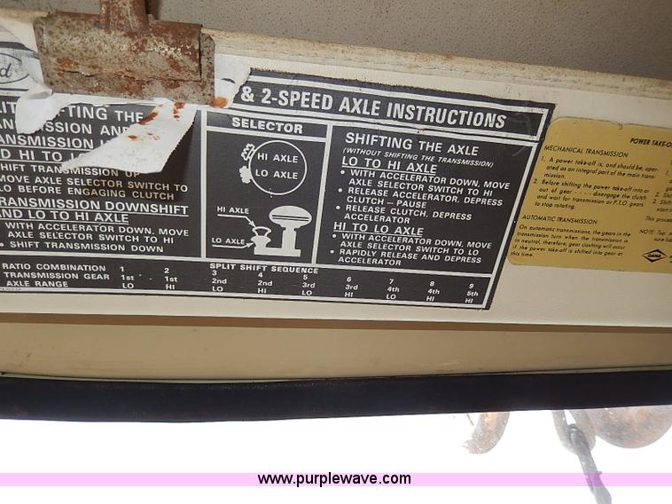 image for item I3720 1974 Ford F600 drill rig truck