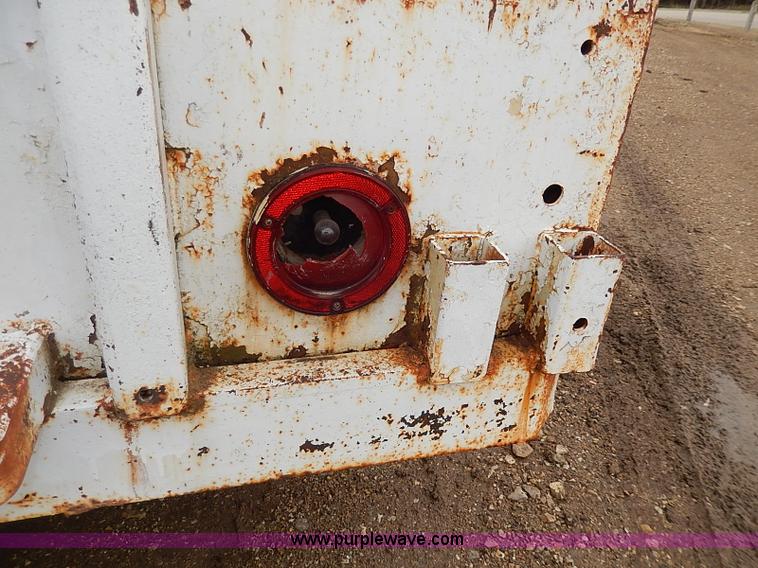 image for item I3720 1974 Ford F600 drill rig truck