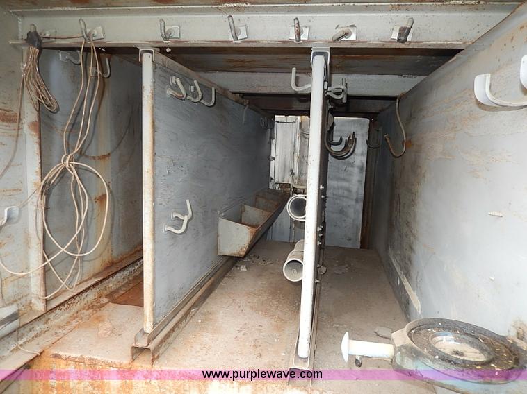 image for item I3720 1974 Ford F600 drill rig truck