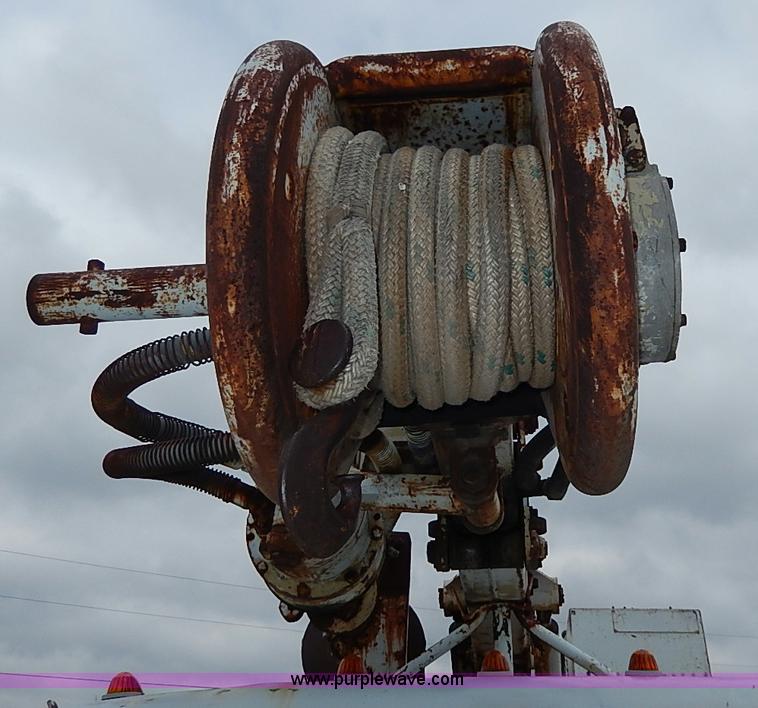 image for item I3720 1974 Ford F600 drill rig truck