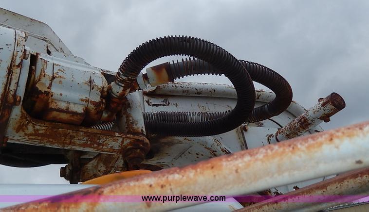 image for item I3720 1974 Ford F600 drill rig truck