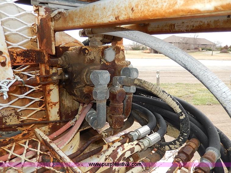 image for item I3720 1974 Ford F600 drill rig truck