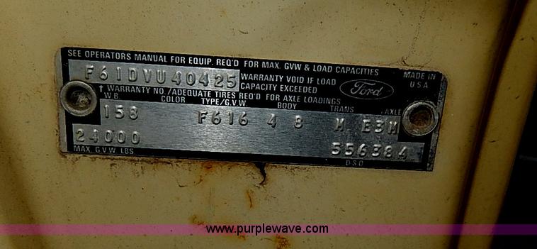 image for item I3720 1974 Ford F600 drill rig truck