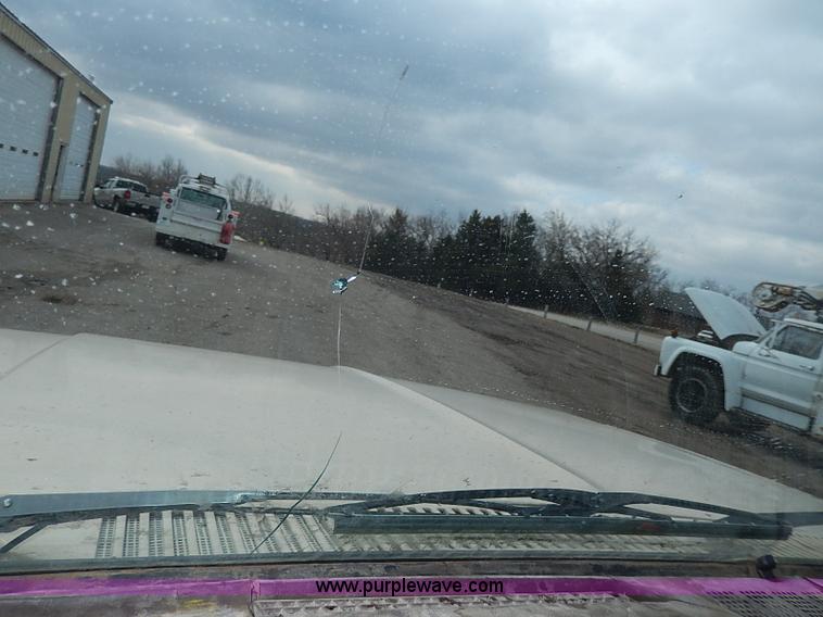 image for item I3721 1986 Chevrolet Custom Deluxe 20 utility truck