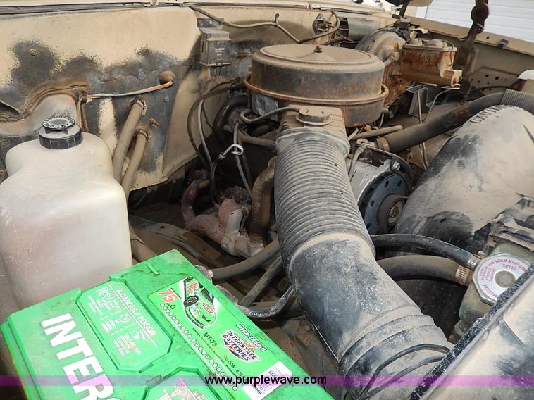 image for item I3721 1986 Chevrolet Custom Deluxe 20 utility truck