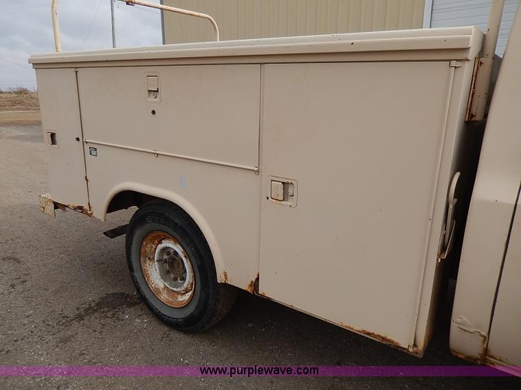 image for item I3721 1986 Chevrolet Custom Deluxe 20 utility truck