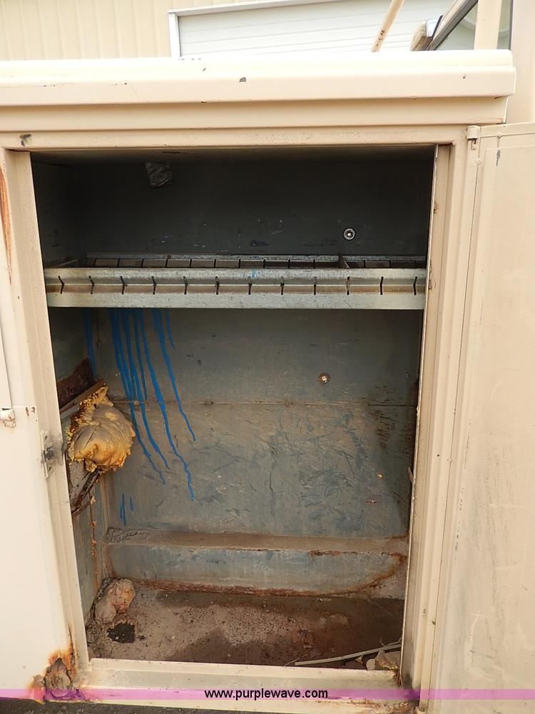 image for item I3721 1986 Chevrolet Custom Deluxe 20 utility truck