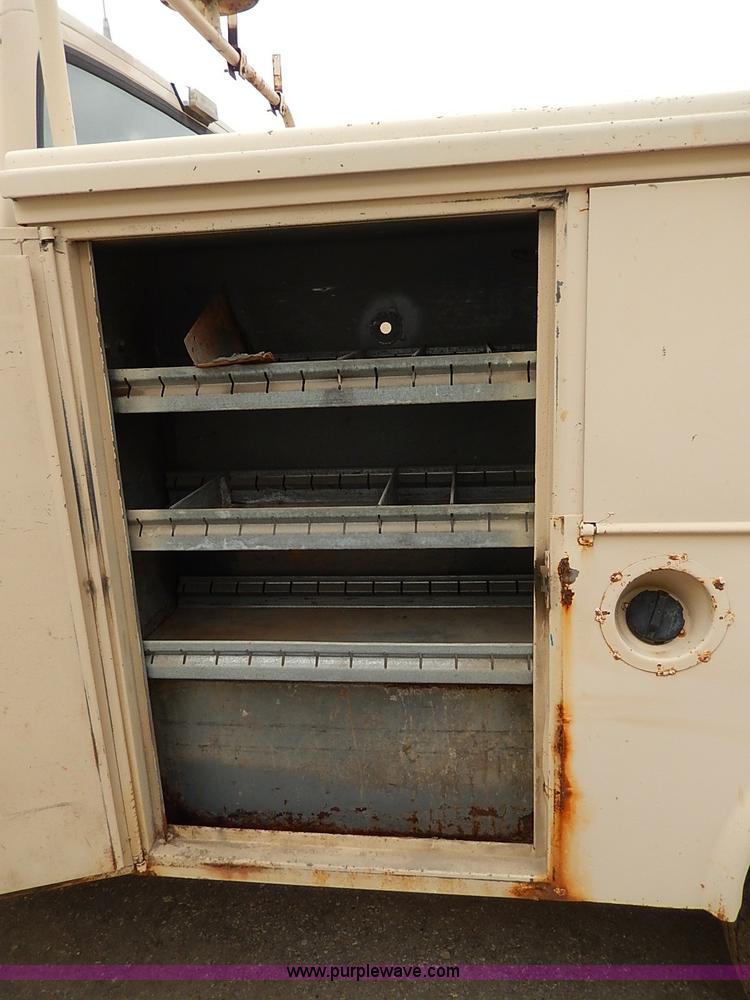 image for item I3721 1986 Chevrolet Custom Deluxe 20 utility truck