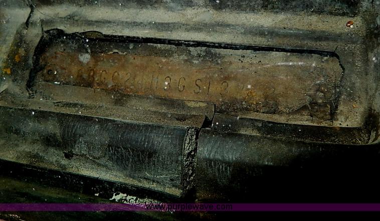 image for item I3721 1986 Chevrolet Custom Deluxe 20 utility truck