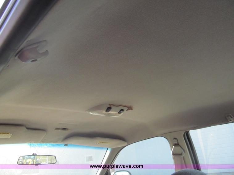 image for item I7127 2000 Ford Crown Victoria Police Interceptor