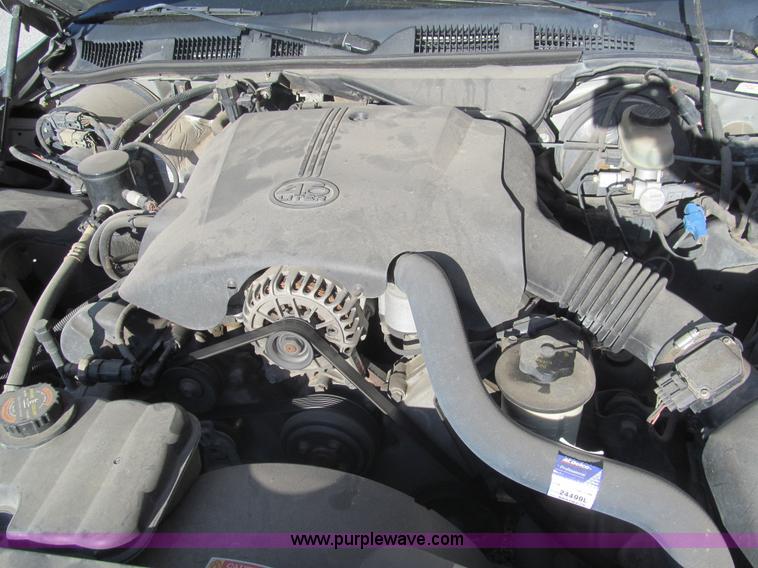 image for item I7127 2000 Ford Crown Victoria Police Interceptor