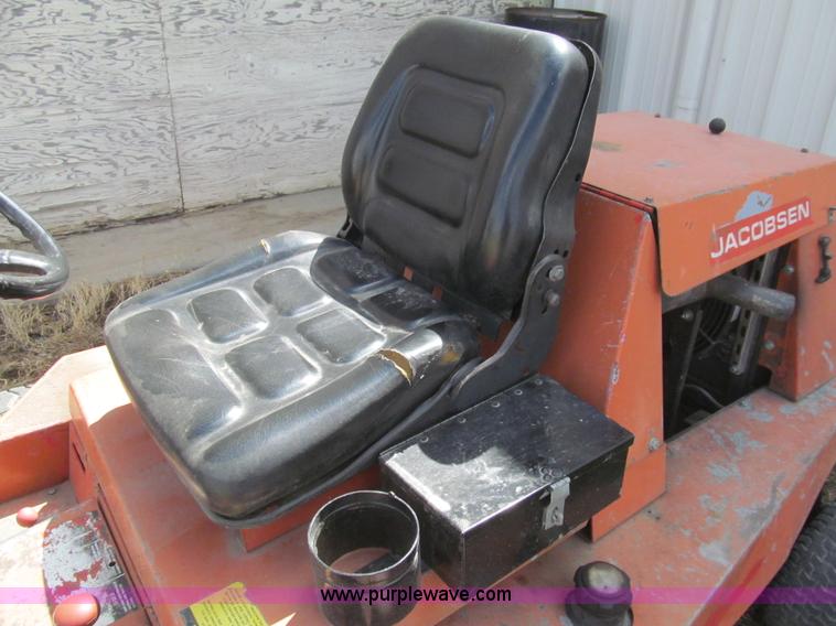 image for item I7129 Jacobsen riding lawn mower