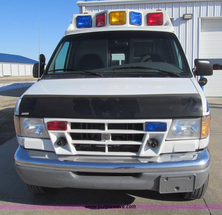 image for item I7148 1998 Ford Econoline E350 Super ambulance