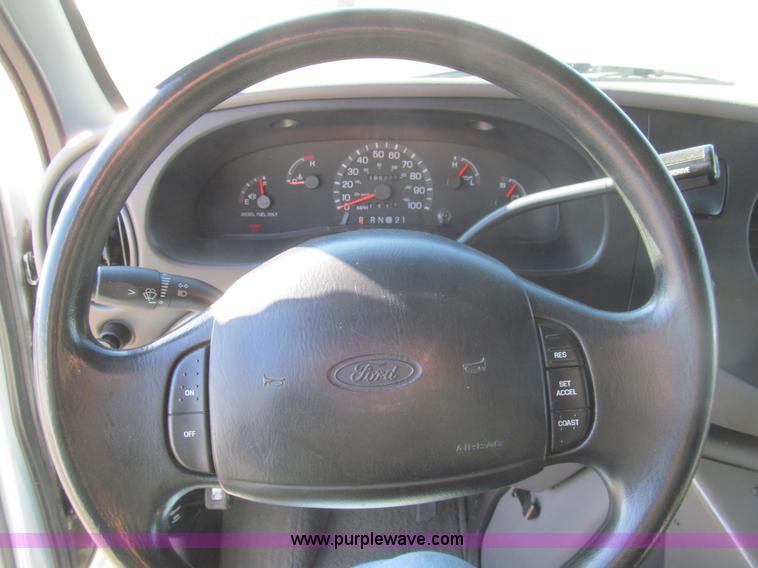 image for item I7148 1998 Ford Econoline E350 Super ambulance