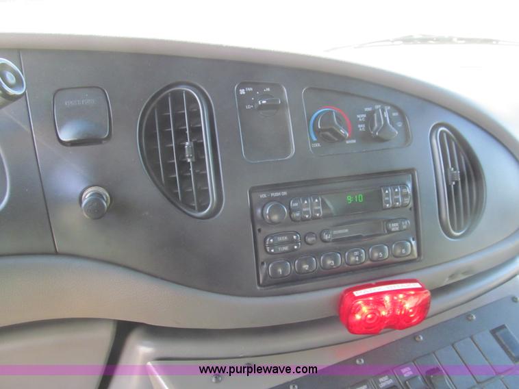 image for item I7148 1998 Ford Econoline E350 Super ambulance