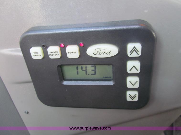 image for item I7148 1998 Ford Econoline E350 Super ambulance