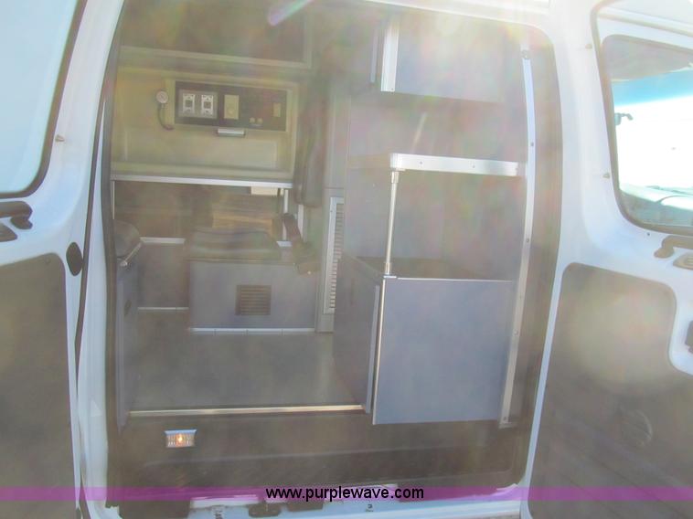 image for item I7148 1998 Ford Econoline E350 Super ambulance