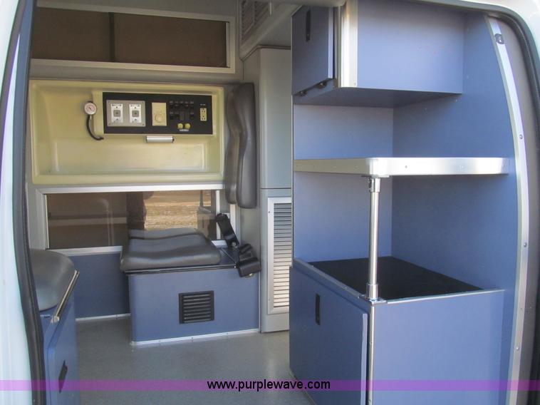 image for item I7148 1998 Ford Econoline E350 Super ambulance