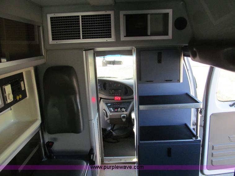 image for item I7148 1998 Ford Econoline E350 Super ambulance
