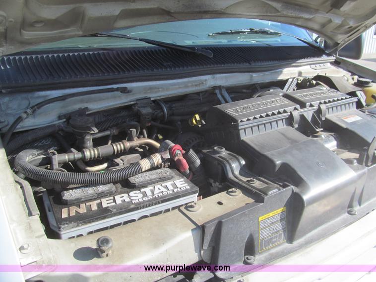 image for item I7148 1998 Ford Econoline E350 Super ambulance