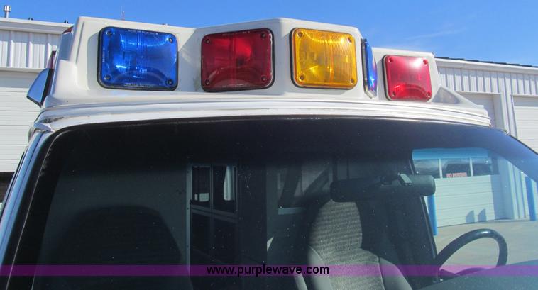 image for item I7148 1998 Ford Econoline E350 Super ambulance