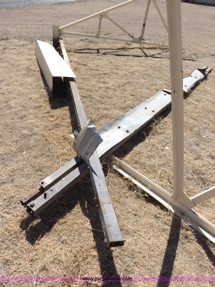 image for item I9006 Sliding hangar door