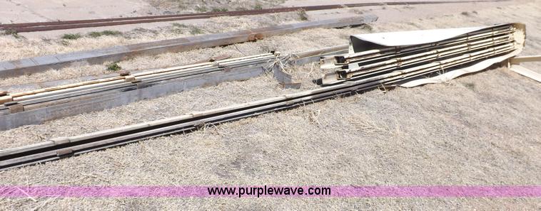 image for item I9006 Sliding hangar door