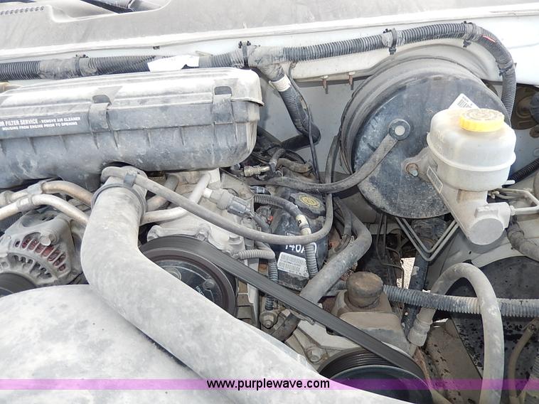 image for item I9252 2001 Dodge Ram 1500 pickup truck