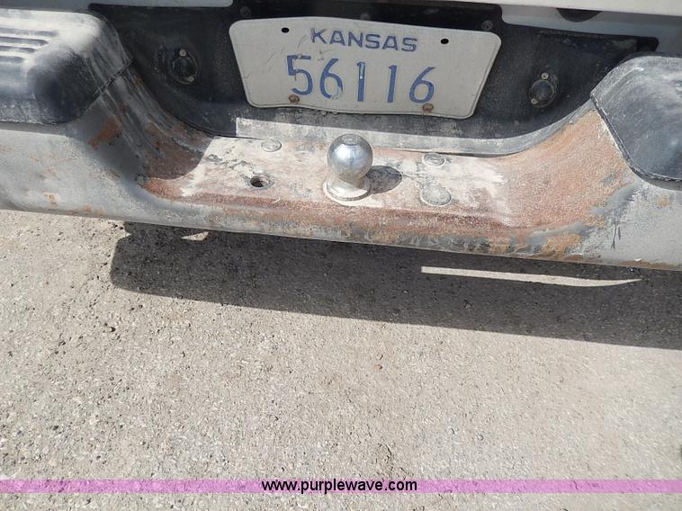 image for item I9252 2001 Dodge Ram 1500 pickup truck