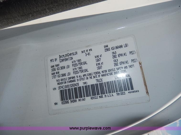 image for item I9252 2001 Dodge Ram 1500 pickup truck