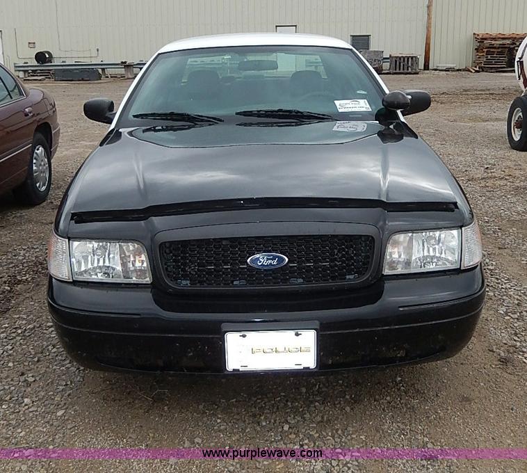 image for item I9254 2009 Ford Crown Victoria Police Interceptor